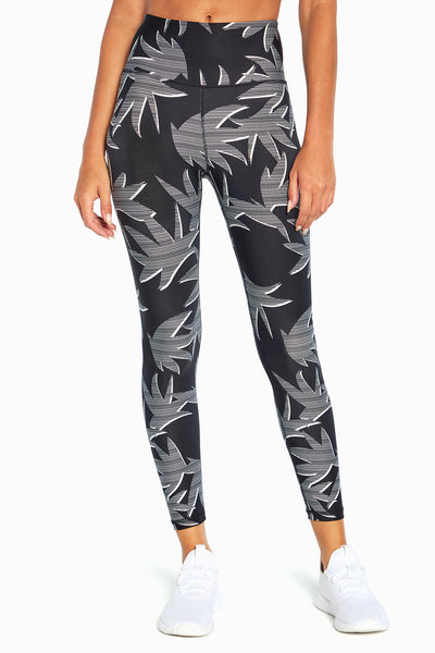 BLACK MONO PALMS