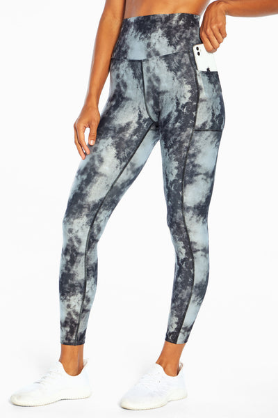 INDIA INK TIE DYE WAVE