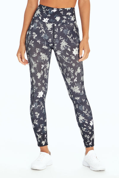 LIGHT FLORALS BLACK