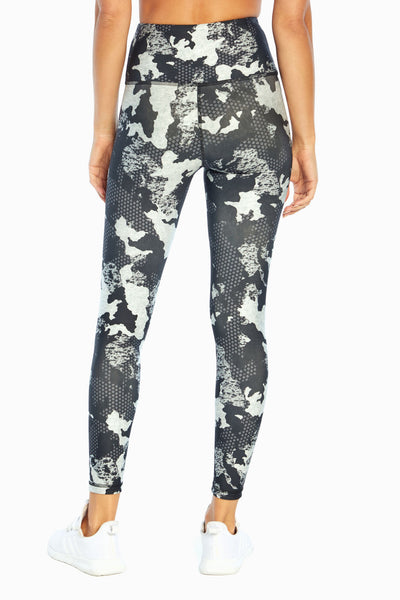BLACK ANIMAL SPECKLE/BLACK DIGITIZED