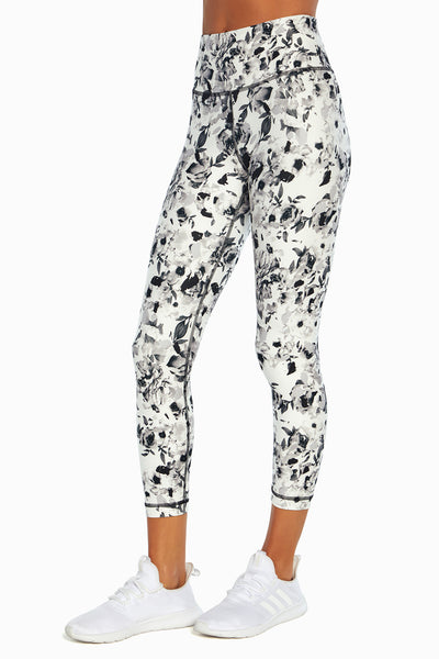 BLACK CHOPPED BRUSH FLORAL