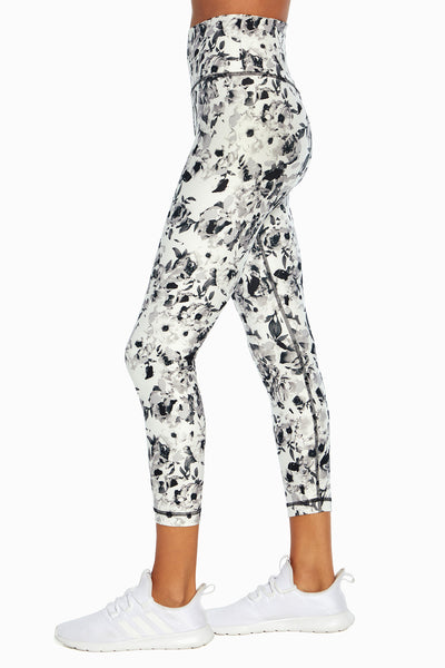 BLACK CHOPPED BRUSH FLORAL